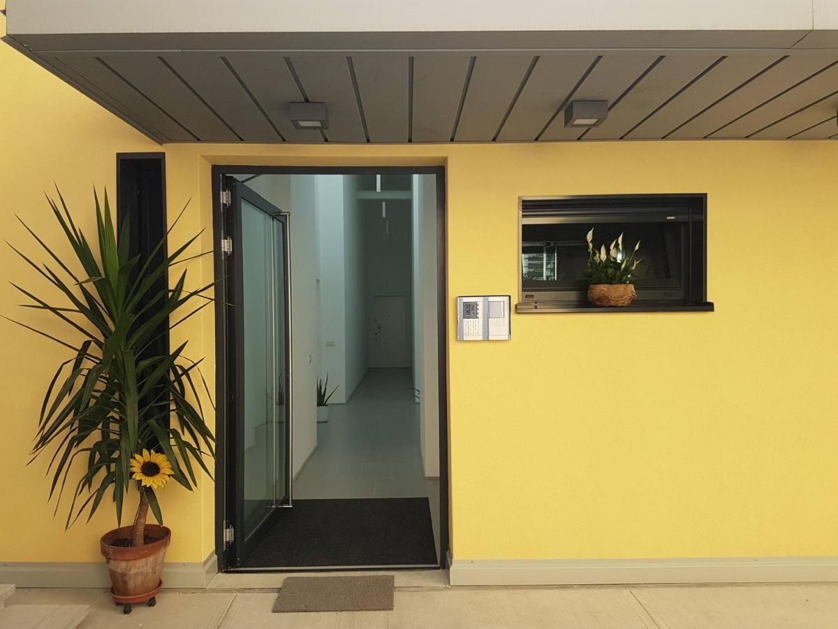 Brand New Apartments Ortiquattro, Milan